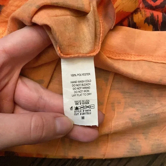 Susan Lawrence Tribal Aztec V-Neck Short Sleeve Orange Red Brown Blouse Size M - Picture 8 of 10